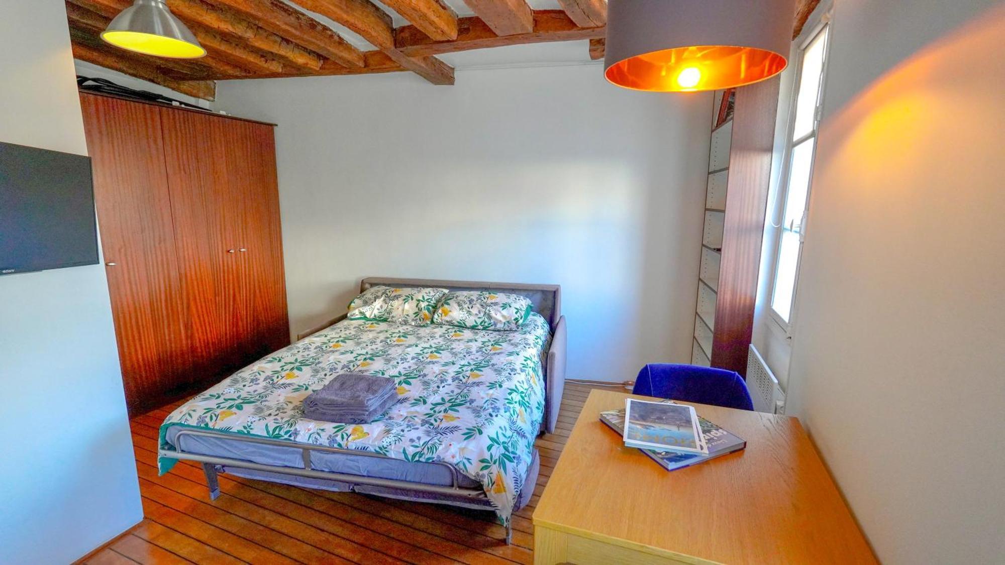 Romantic Studio At Quartier Latin Париж Екстериор снимка