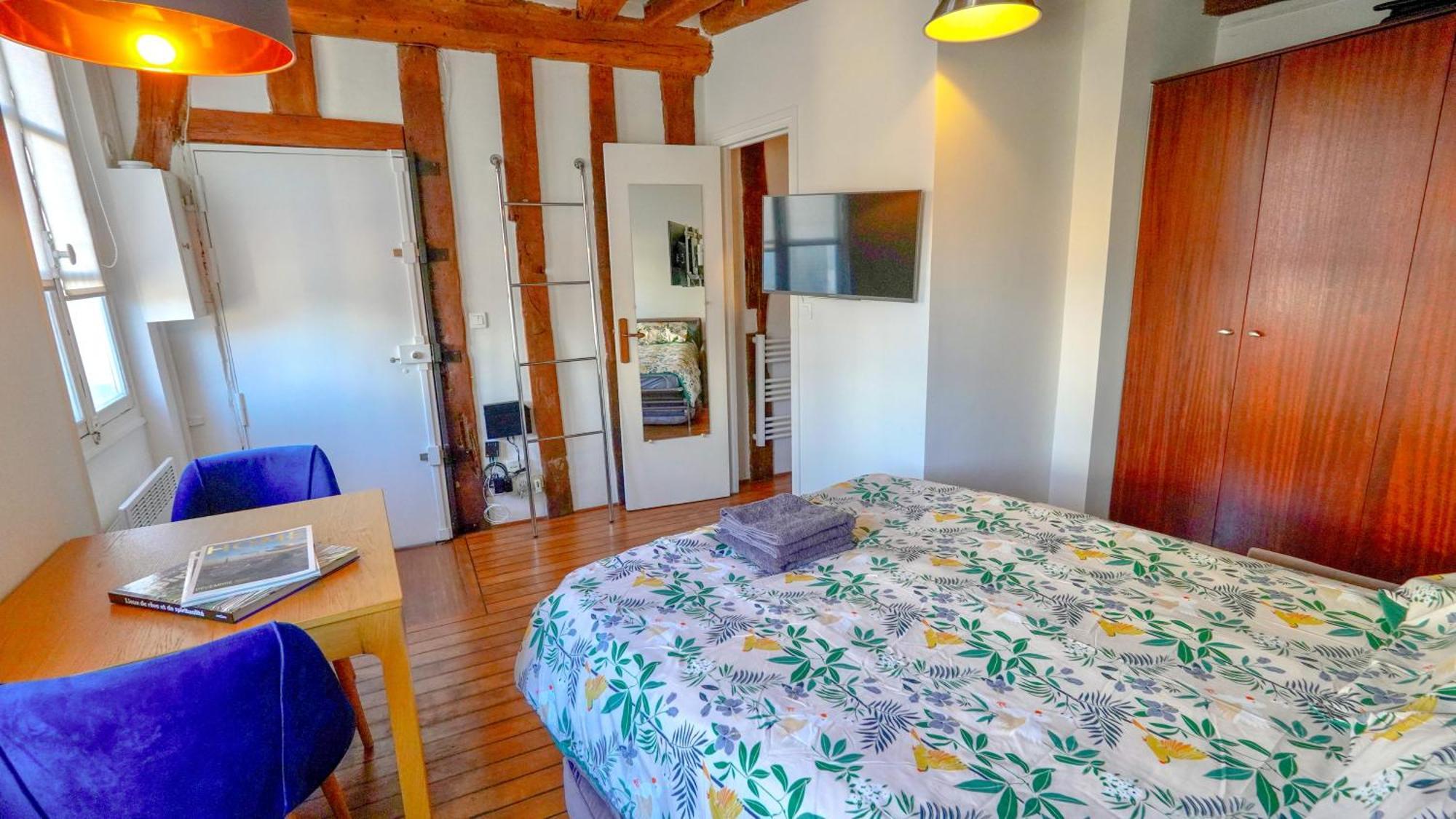 Romantic Studio At Quartier Latin Париж Екстериор снимка